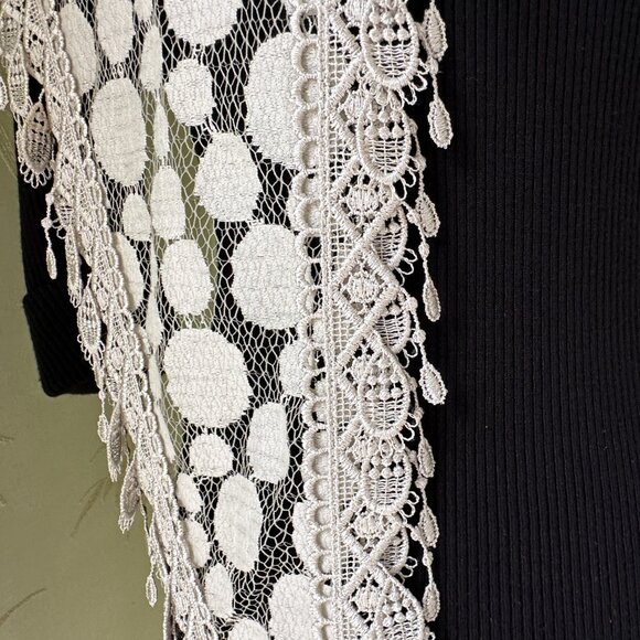 CHICO'S LACE WEAVE FASHION SCARF:PRE-OWNED  EXCELLENT CONDITION. IVORY - Picture 15 of 15